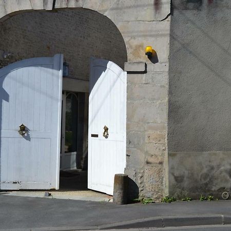 La Maison Des Buis Falaise  Buitenkant foto