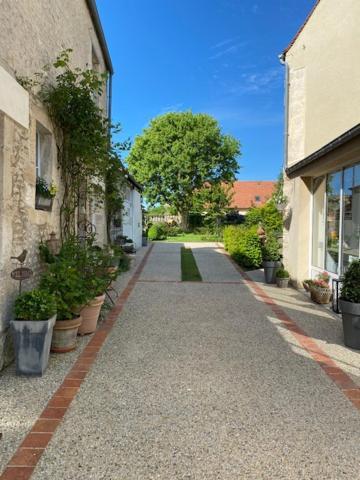 La Maison Des Buis Falaise  Buitenkant foto